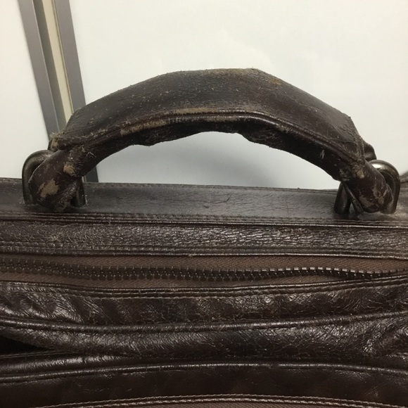 Genuine Leather Zippered Shoulder Messenger Bag - Picture 3 of 16